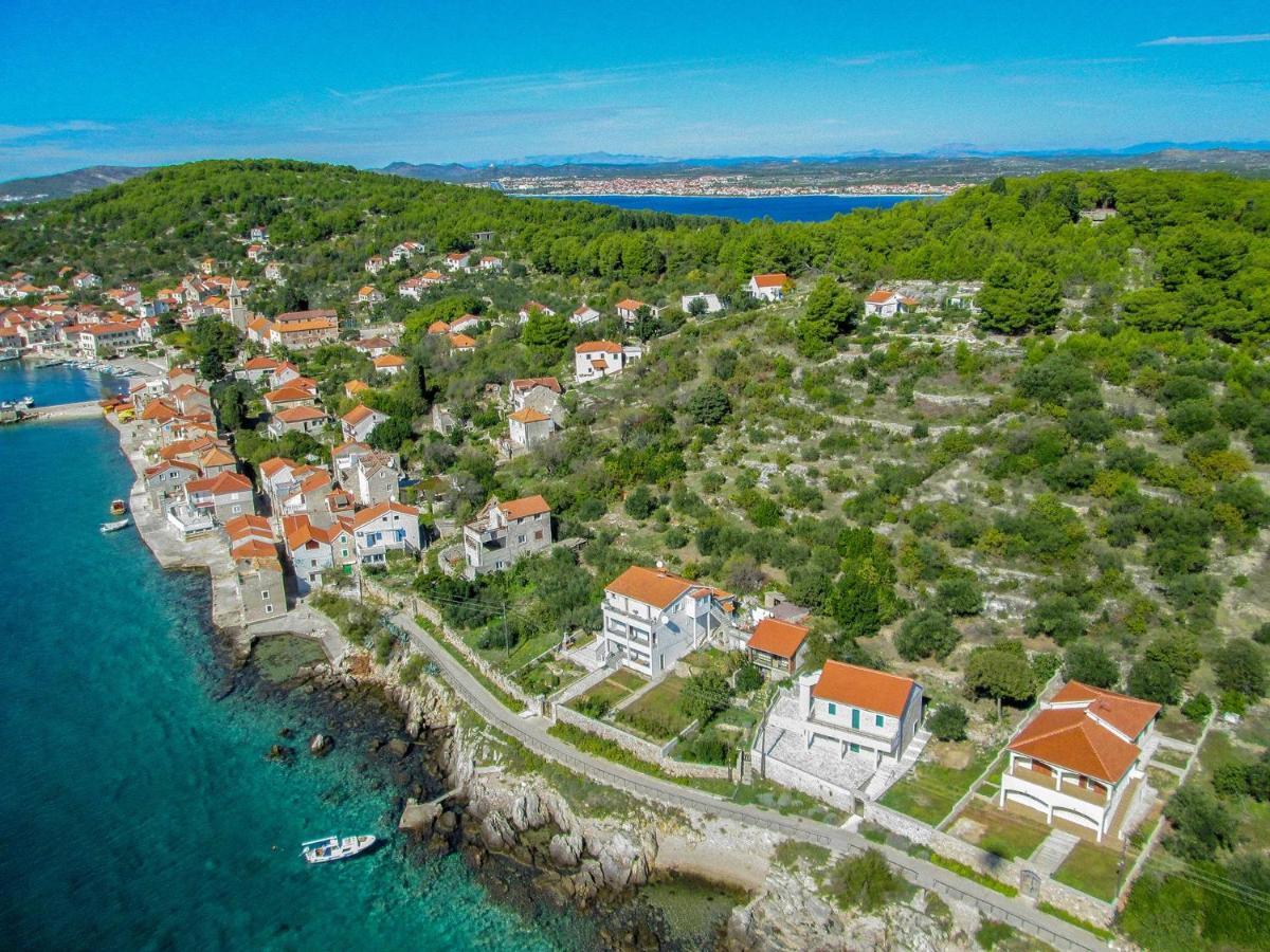 Mini Kamp Perla Hotel Prvic Luka Exterior photo